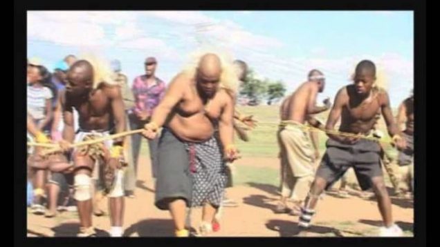 Abafana Basemawosi – Izwe Labuya